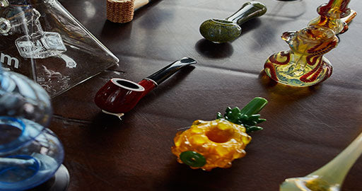 Choosing the Right Cannabis Pipe: Materials, Bowl Size & Comfort