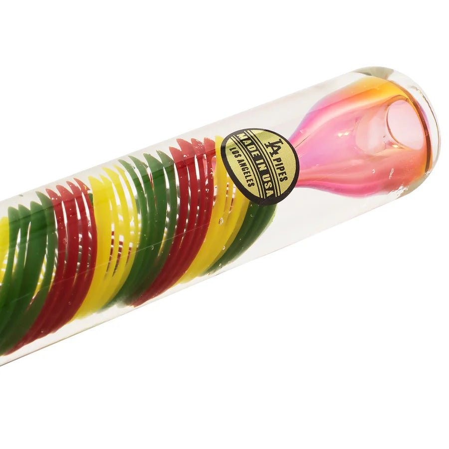 la-pipes-rasta-twister-chillum-red-yellow-green-close-up