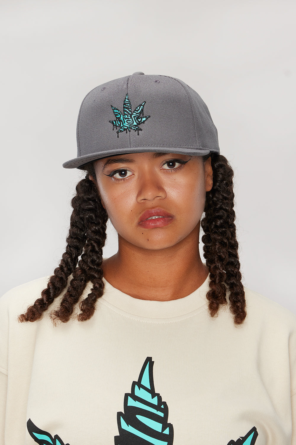 weedmaps snapback gray v2