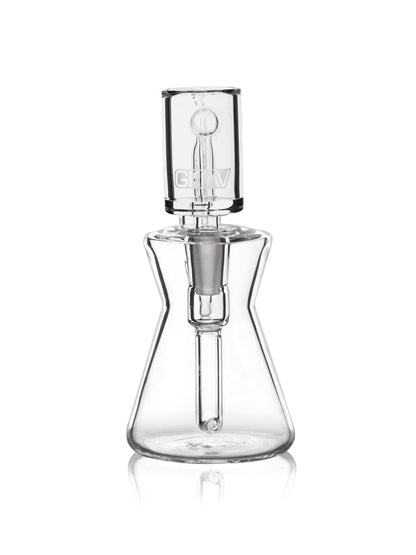 Small borosilicate glass rig for flower and concentrates
