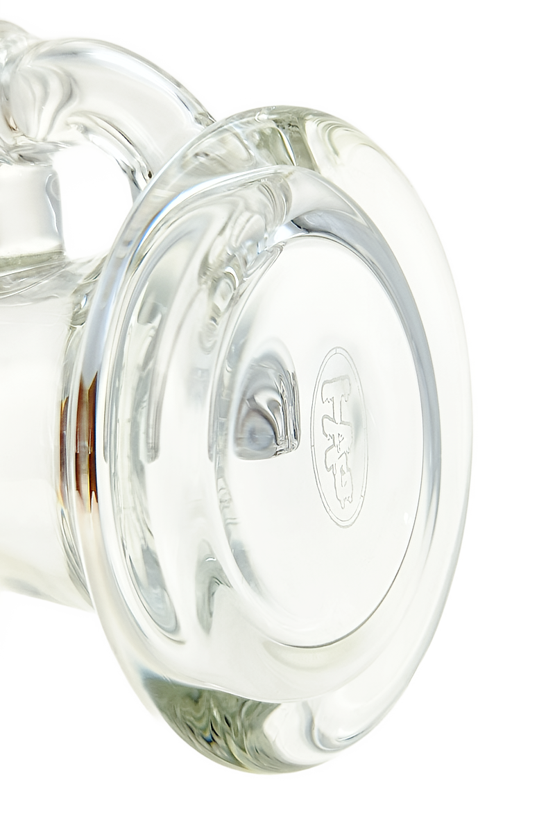 Bent Neck Downward Bellow Base