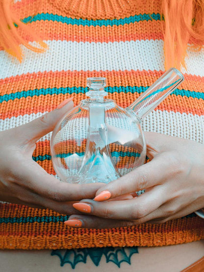 4.5-inch GRAV Globe Bubbler with borosilicate glass design