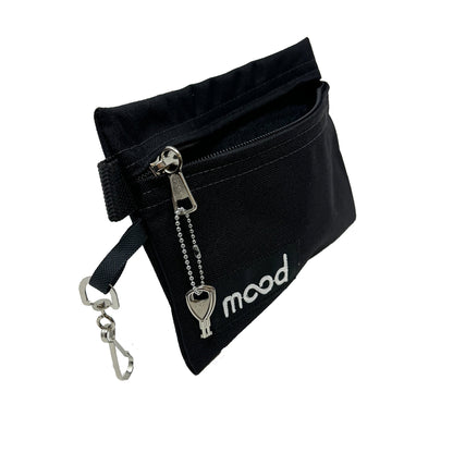 moodmats-mood-pouch-black-sideview