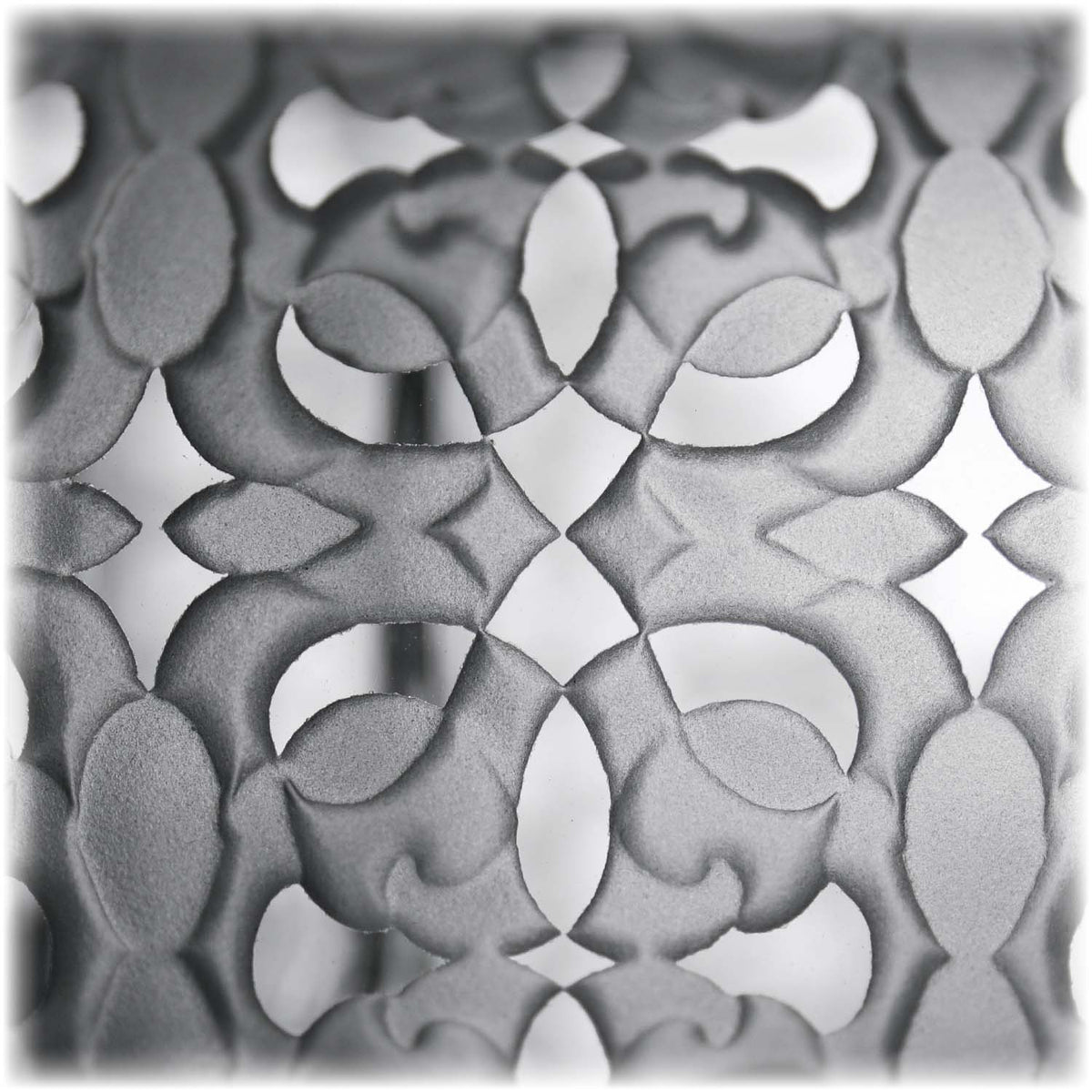 Carved Mini Straight Fab