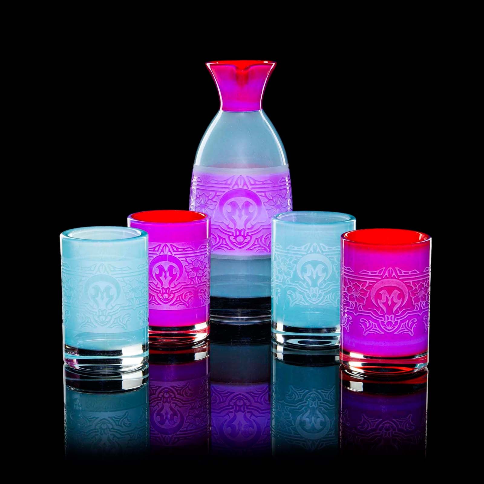 Poppy Slyme Sake Set